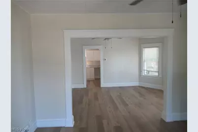 1518 Ridgewood Avenue #Upstairs, Oakwood, OH 44107 - Photo 7