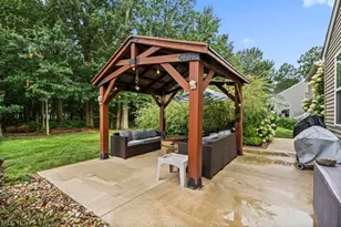 33269 Canterbury Rd, Avon Lake, OH 44012 - Photo 35
