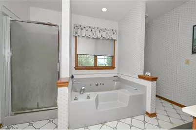 4429 Deerfield Avenue NW, North Lawrence, OH 44666 - Photo 31