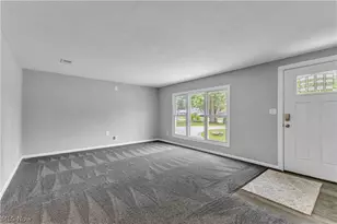 9236 Root Dr, Streetsboro, OH 44241 - Photo 3