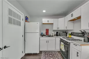 736 Hogue Ave, Akron, OH 44310 - Photo 15