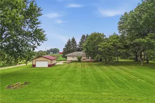 3460 Swallen Ave, Louisville, OH 44641 - Photo 11