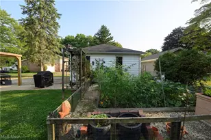 1283 Lipton Ave SW, North Canton, OH 44720 - Photo 21