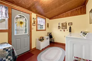 838 Walnut St, Caldwell, OH 43724 - Photo 25
