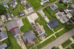 838 Walnut St, Caldwell, OH 43724 - Photo 9