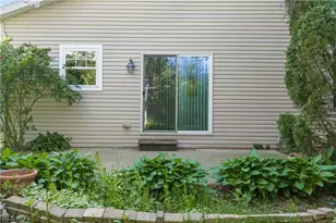 3108 Vermont Pl, Green, OH 44312 - Photo 5