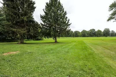 6781 Peck Road, Ravenna, OH 44266 - Photo 7