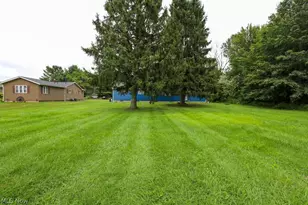 6781 Peck Rd, Ravenna, OH 44266 - Photo 7