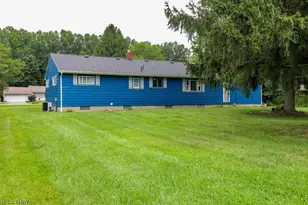 6781 Peck Rd, Ravenna, OH 44266 - Photo 9