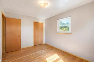 1295 Mohegan Trl, Willoughby, OH 44094 - Photo 25
