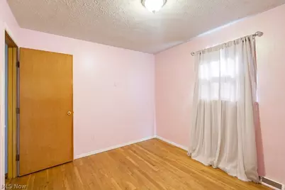 1295 Mohegan Trail, Willoughby, OH 44094 - Photo 27
