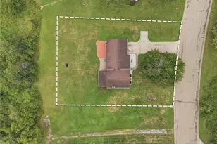 10811 Buehler Rd NE, Bolivar, OH 44612 - Photo 11
