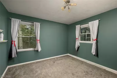 5428 Glenhill Avenue NE, Canton, OH 44705 - Photo 9