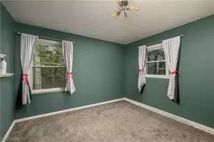 5428 Glenhill Ave NE, Canton, OH 44705 - Photo 9
