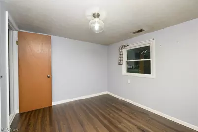 5428 Glenhill Avenue NE, Canton, OH 44705 - Photo 13