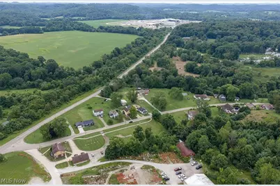 6597 Superior Road SE, Uhrichsville, OH 44683 - Photo 11