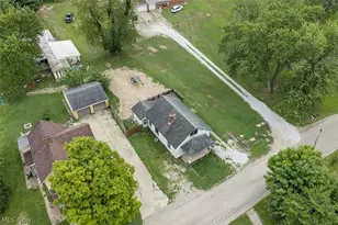6597 Superior Rd SE, Uhrichsville, OH 44683 - Photo 9