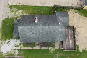 6597 Superior Rd SE, Uhrichsville, OH 44683 - Photo 7