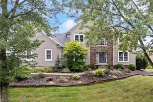 1220 Ashwood Rd, Green, OH 44312 - Photo 3