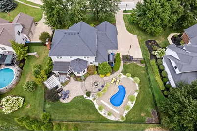 1220 Ashwood Road, Green, OH 44312 - Photo 1
