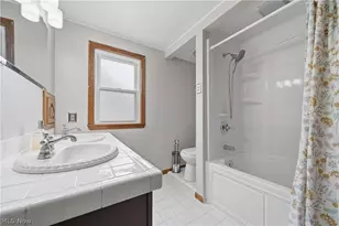 202 Hawk Ave, Akron, OH 44312 - Photo 17