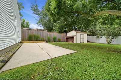 202 Hawk Avenue, Akron, OH 44312 - Photo 35