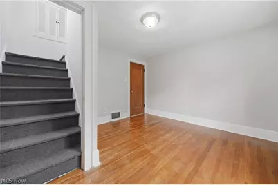 202 Hawk Avenue, Akron, OH 44312 - Photo 25