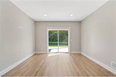 1119 Queen Anne Drive NW, Massillon, OH 44647 - Photo 29