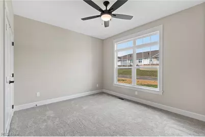 1119 Queen Anne Drive NW, Massillon, OH 44647 - Photo 23