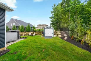 2761 Weeping Pne Dr, Medina, OH 44256 - Photo 9