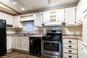 1229 Columbiana-Lisbon Rd, Columbiana, OH 44408 - Photo 5