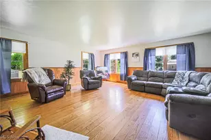 9220 Pritchard Rd, Garrettsville, OH 44231 - Photo 11