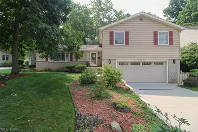 452 Rockland Drive, Boardman, OH 44512 - Photo 1