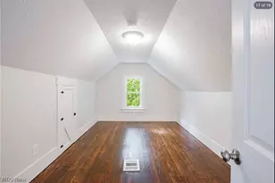 616 Rhodes Ave, Akron, OH 44307 - Photo 19