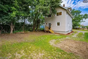 616 Rhodes Ave, Akron, OH 44307 - Photo 3