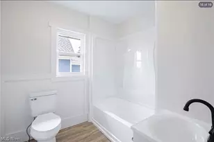616 Rhodes Ave, Akron, OH 44307 - Photo 15
