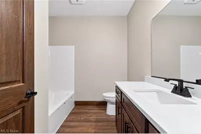 1115 Queen Anne Drive NW, Massillon, OH 44647 - Photo 25