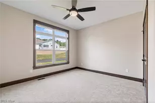 1115 Queen Anne Dr NW, Massillon, OH 44647 - Photo 23
