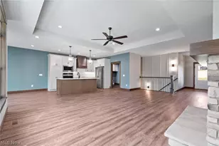 1115 Queen Anne Dr NW, Massillon, OH 44647 - Photo 11
