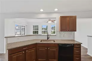 36035 Harbor Dr, North Ridgeville, OH 44039 - Photo 11