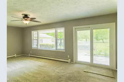7386 Lake Road, Madison, OH 44057 - Photo 7