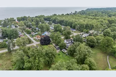 7386 Lake Road, Madison, OH 44057 - Photo 29