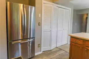 7386 Lake Rd, Madison, OH 44057 - Photo 11
