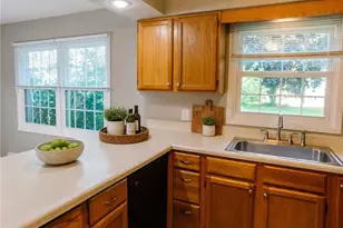 7386 Lake Rd, Madison, OH 44057 - Photo 7