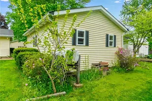 7386 Lake Rd, Madison, OH 44057 - Photo 27