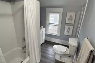 82 Brown St, Barberton, OH 44203 - Photo 9
