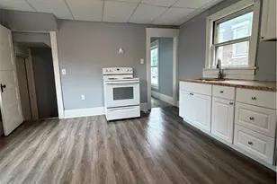 82 Brown St, Barberton, OH 44203 - Photo 11
