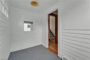 486 7th St, Struthers, OH 44471 - Photo 17