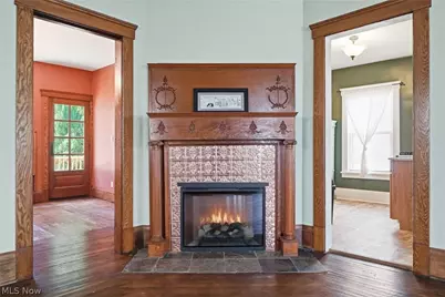 425 West Avenue, Elyria, OH 44035 - Photo 9