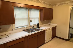 4842 Noble St, Bellaire, OH 43906 - Photo 3